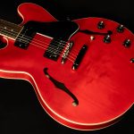 ES-335 Satin Dot
